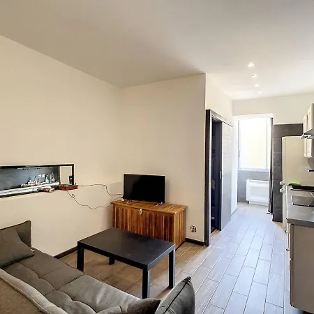 Studio Ajaccio, 1 Piece, 2 Personnes - Fr-1-724-21